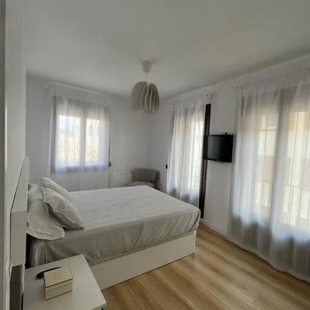 Apartamento Las Vistas Teruel Esterno foto